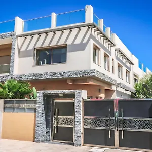 Moderne A 5 Min De La Avec Jardin Et 3 Salons Essaouira